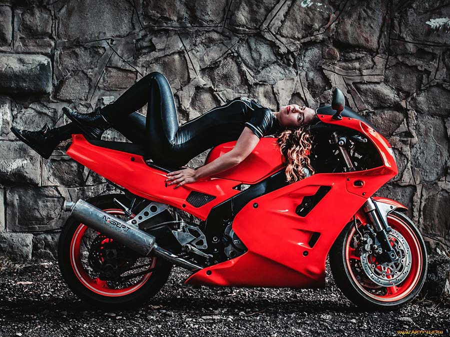 Beautiful girl Beautiful girls and motorcycles in Kingston