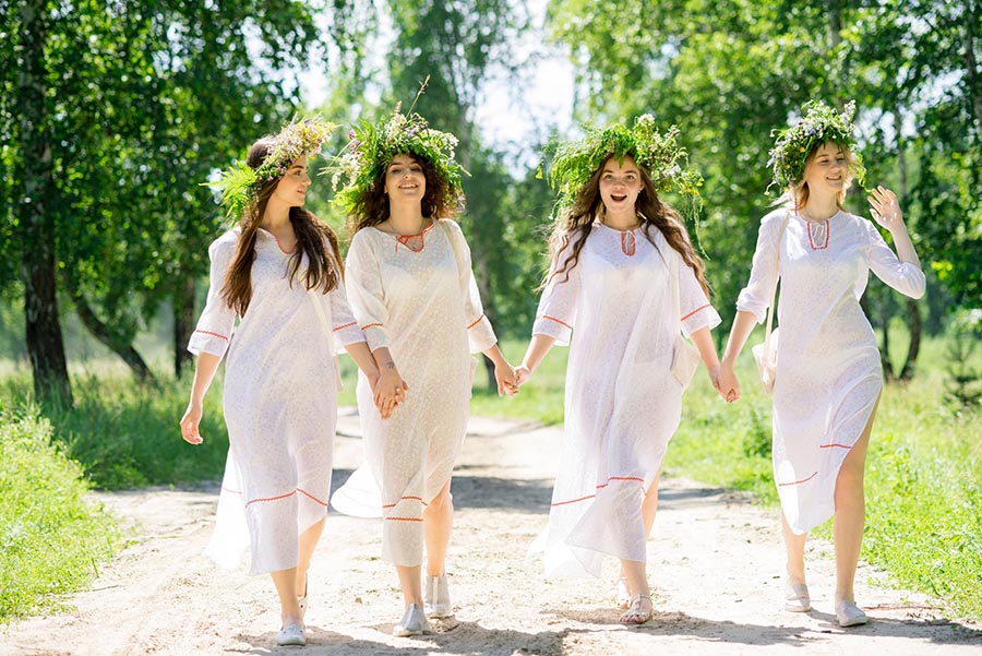 Slavic girls in Kingston